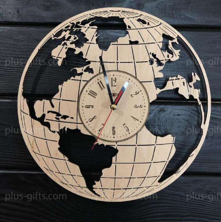 Настенные часы Земной шар
